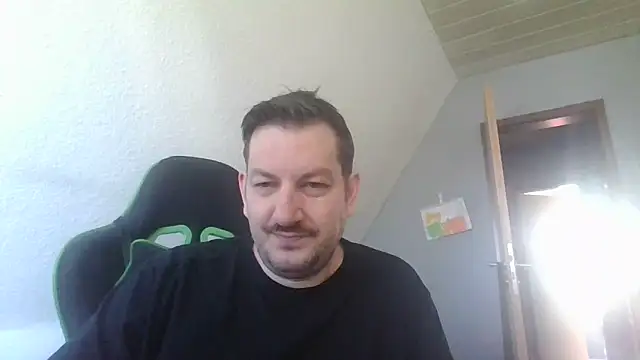 Golffahrer1982: онлайн-секс-чат