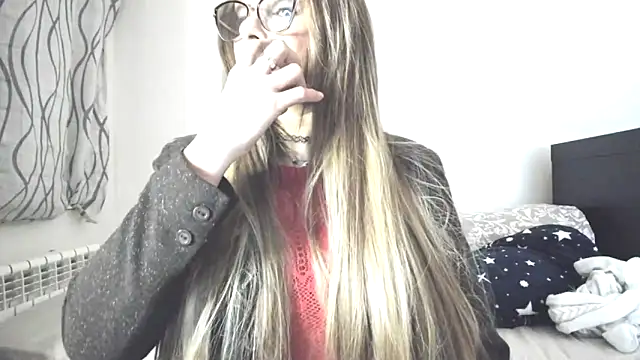 CristalDivine Chat XXX live