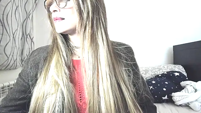 CristalDivinen Live XXX chat