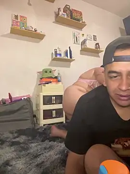 Vivi_Kvsh Adlı Modelin Canlı XXX Sohbeti