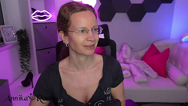 AnnikaRose Chat XXX live
