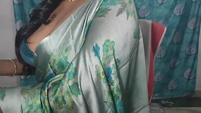 Sophia_your 即時 XXX 聊天