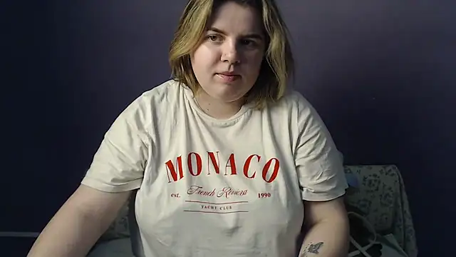 so_shy Adlı Modelin Canlı XXX Sohbeti