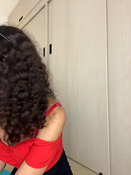 callmerossie live XXX chat