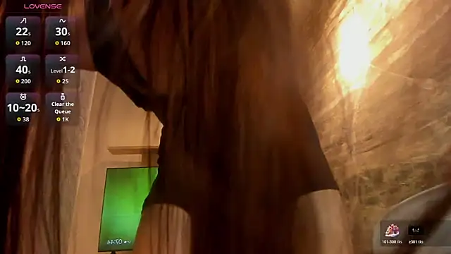 saracaball_ Webcam-Show