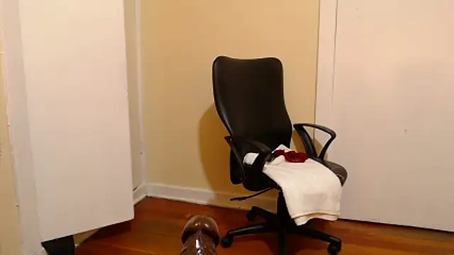 kittykhloe22 live XXX chat