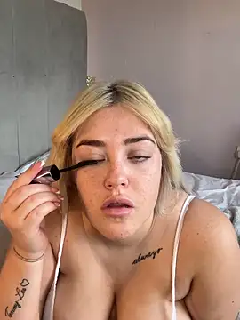 Goddess-Princesss Adlı Modelin Canlı XXX Sohbeti