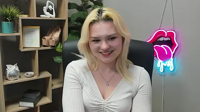 SweetLilyxo live XXX chat