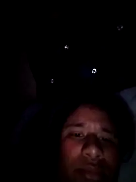 Naiv28 live XXX chat