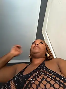 SWEETDOLLY29XX Adlı Modelin Canlı XXX Sohbeti