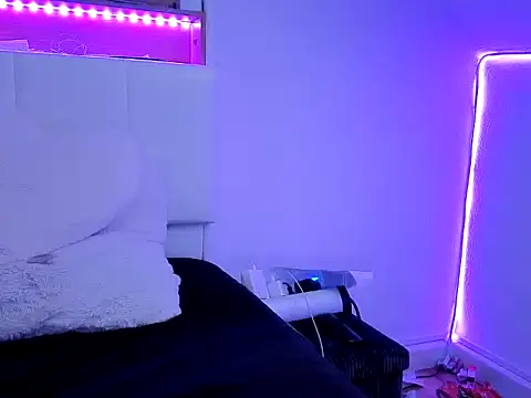 nicole77745 – Kamerová šou