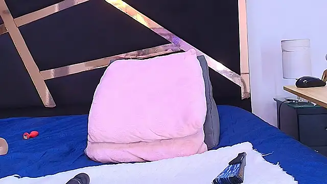 luna_brown7 live XXX chat