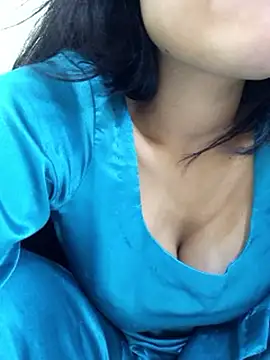 Cute_Kavya7のウェブカメラショー