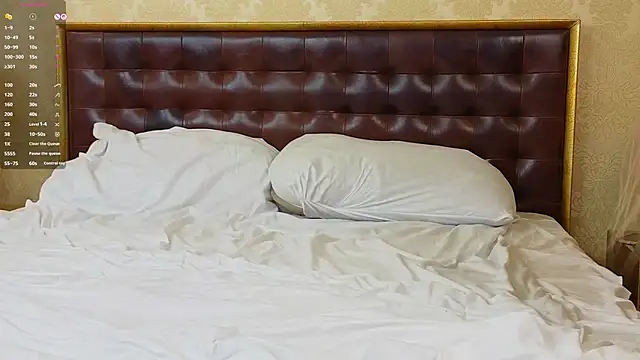 Chatroom XXX en direct de SimonaKaroly