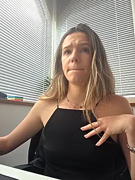 lucie_mehott – Live XXX-chat