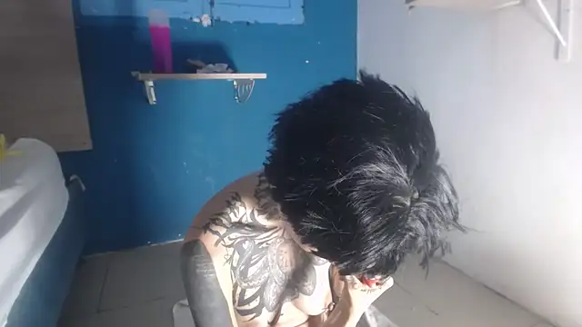 barbara_anal_squirt_ Show in webcam