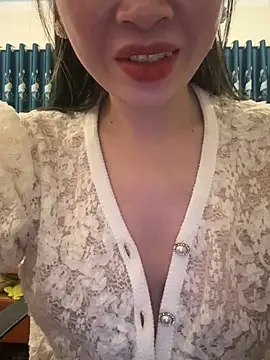 Liisa_loveU 在線直播表演