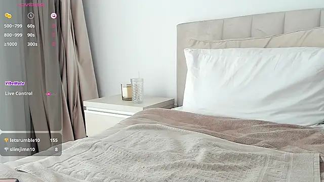 Chatroom XXX en direct de VickyStonee