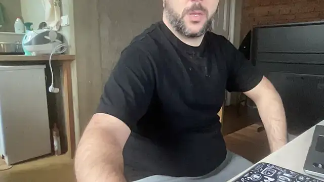 แชท XXX สดของ RedDante89