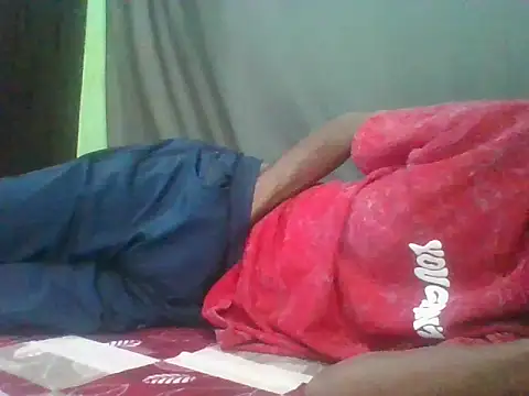 Indian_slimguyhot-16's Webcam Show