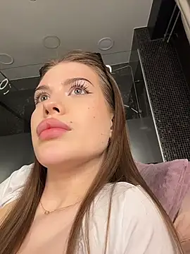 -Kitty_Kiss- live XXX chat