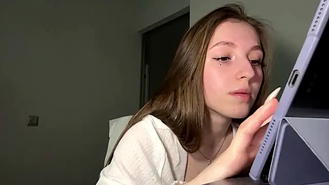 Chatroom XXX en direct de Sweet_Pussy_Girl