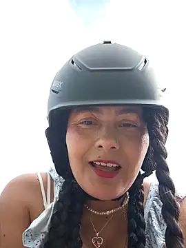 bellapaty's Live XXX Chat