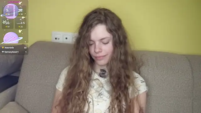 XXX chat uživo modela RayaNenlia