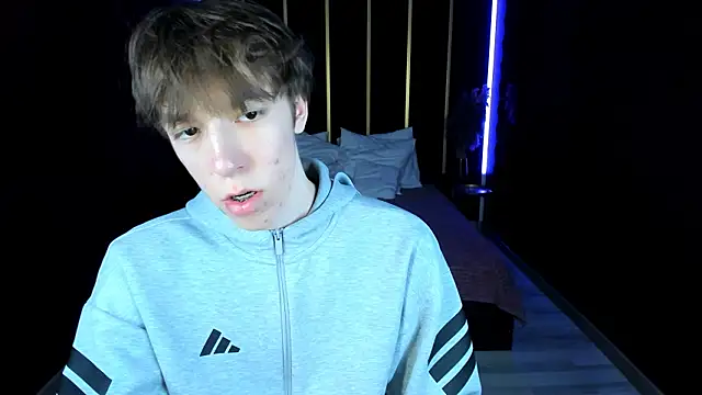 MarkBranstonのライブXXXチャット