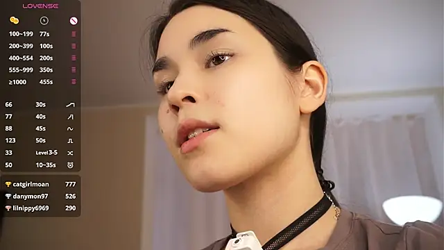 ShennaBosh 即時 XXX 聊天