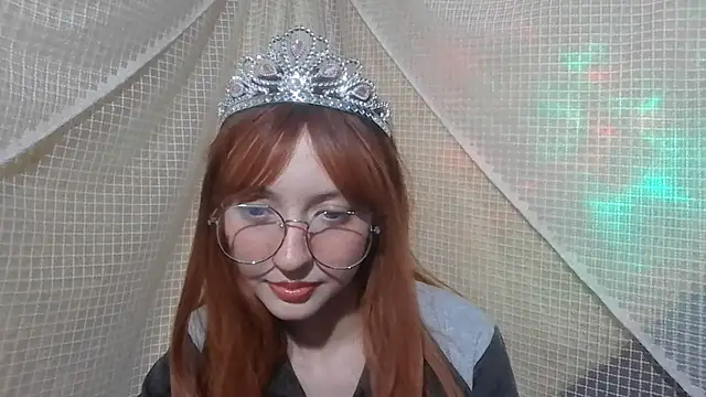 IsabellaBlacky: απευθείας συνομιλία ΧΧΧ