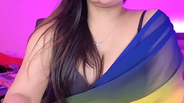 BABY_RANI_ Adlı Modelin Canlı XXX Sohbeti