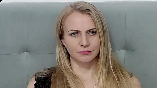 دردشة K__Adrienne الجنسية المباشرة