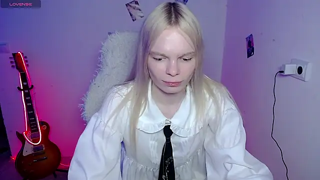 Emily_Nyaffee Chat XXX in diretta