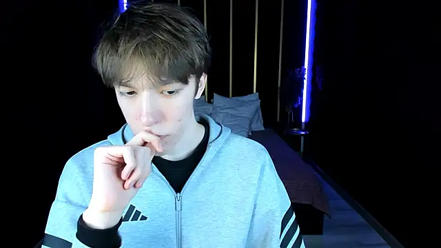 MarkBranston's Live XXX Chat