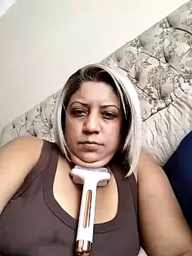 IndianLara Obrolan Langsung XXX