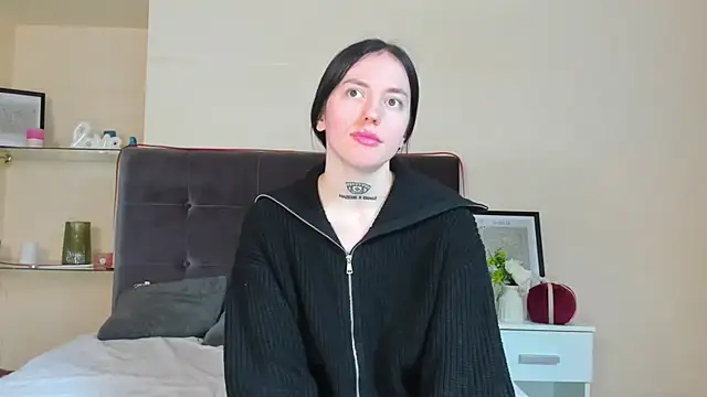 AdrianaCult élő XXX-chatje