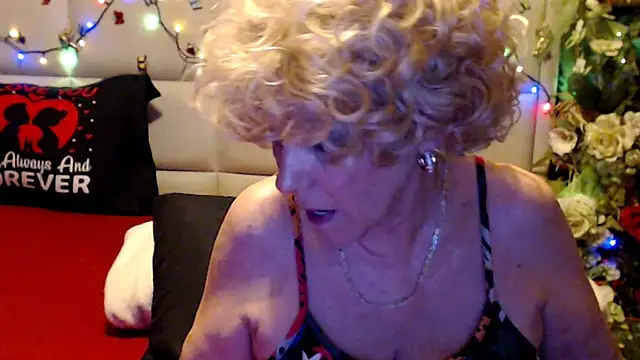 Chat XXX en directo de HappyWomanOn