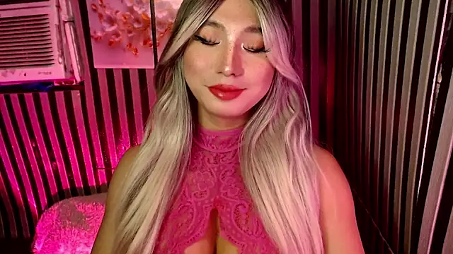 HoresCOCKLUCYn Webbikameraesitys