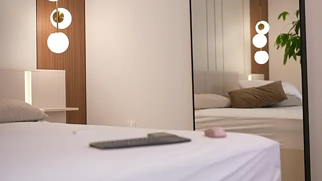 DoviaClaire él ő XXX-chatje