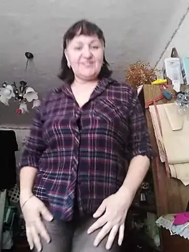 Show modela ViolaStar75 na web-kameri