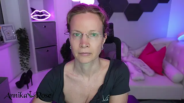 دردشة AnnikaRose الجنسية المباشرة