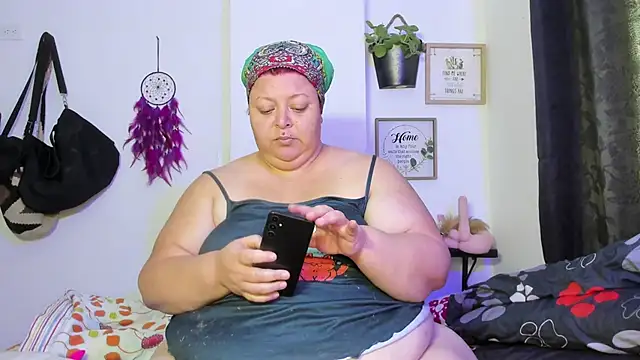 แชท XXX สดของ QUEEN_MANDY_BBW