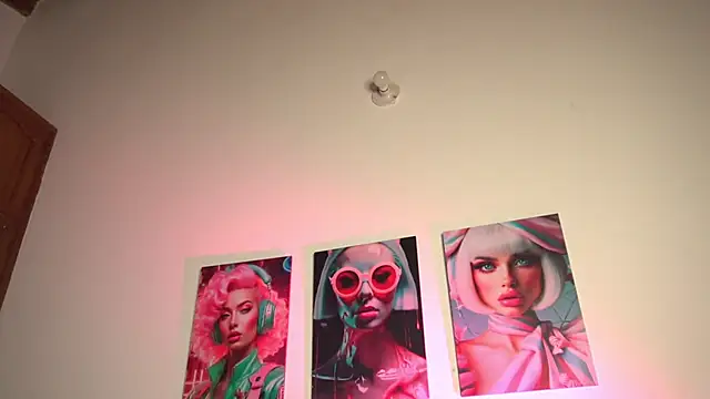 pocahotass_11 即時 XXX 聊天