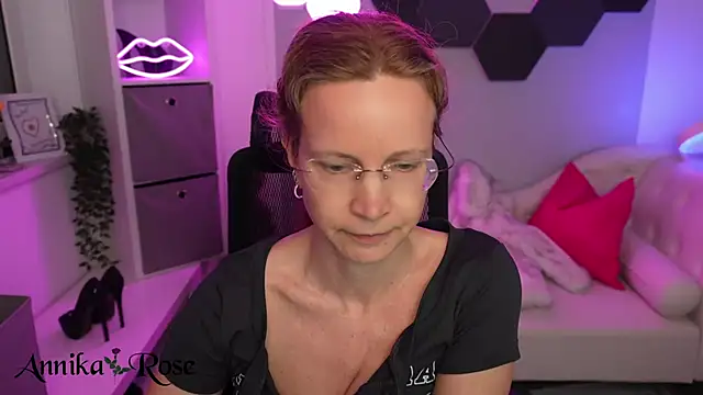 AnnikaRose – Naživo XXX chat
