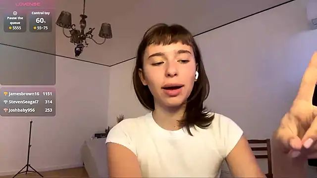 DeltaNorwooden Live XXX chat