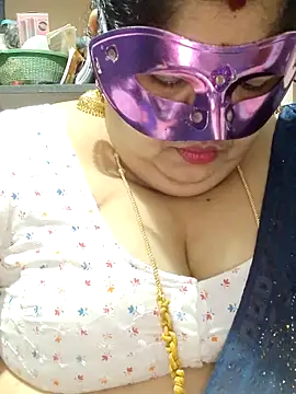 tamilthanushri's Live XXX Chat