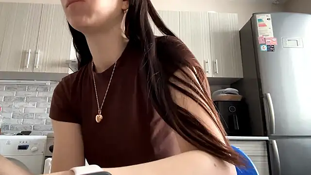 LaraDraggoo 现场XXX聊天