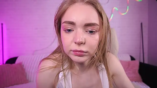 Chat +18 de EmilySunshineS ao vivo