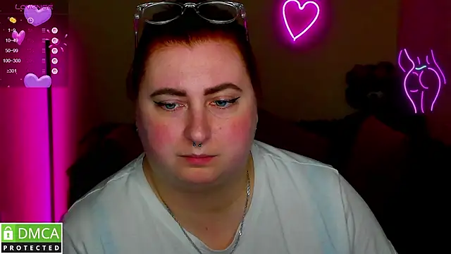 Chat +18 de Alicia_love00 ao vivo